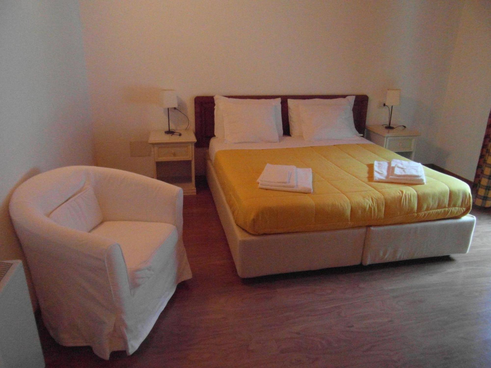 Residence I Fiori Piantedo Quarto foto